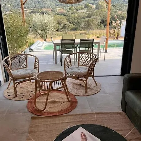 Casa Agatha : Avec Piscine Villa