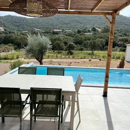 Villa Casa Agatha : Avec Piscine Figari (Corsica)